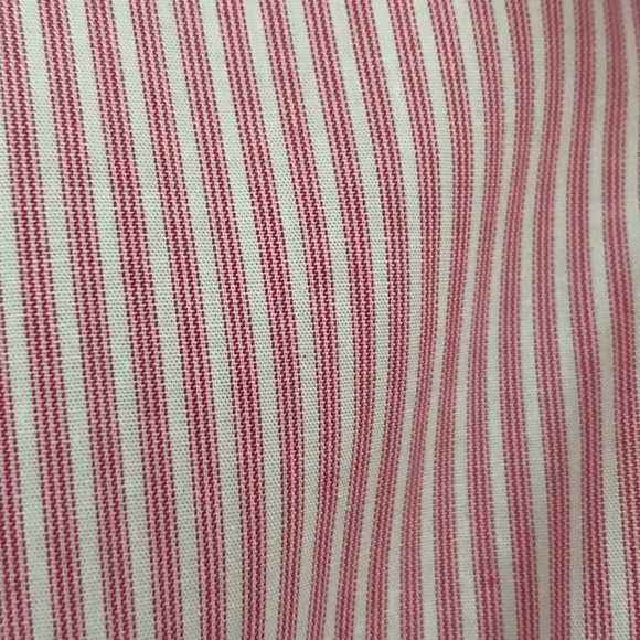 New Banana Republic pink and white button-up shirt - Picture 4 of 4